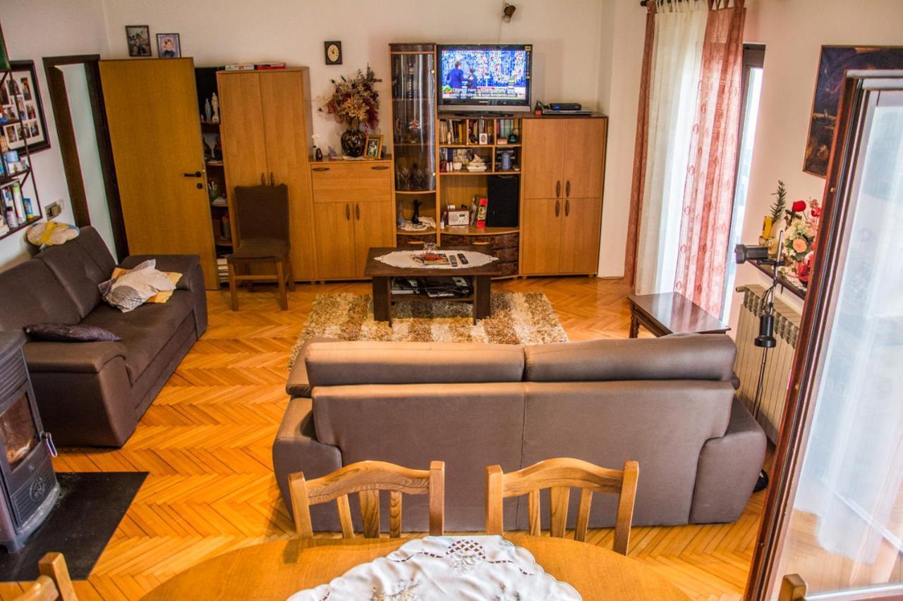 Apartman Zvjezda บีโอกราดนาโมรู ภายนอก รูปภาพ