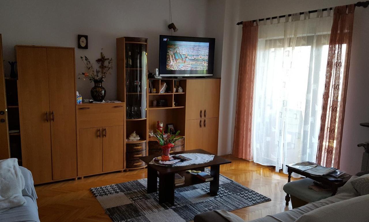 Apartman Zvjezda บีโอกราดนาโมรู ภายนอก รูปภาพ