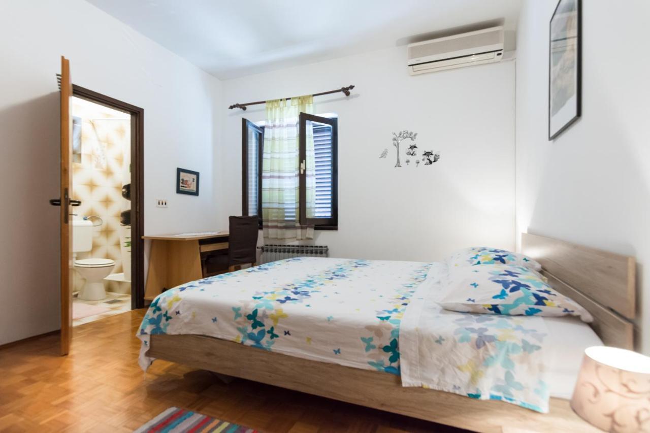Apartman Zvjezda บีโอกราดนาโมรู ภายนอก รูปภาพ