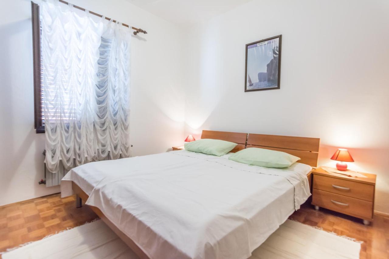Apartman Zvjezda บีโอกราดนาโมรู ภายนอก รูปภาพ